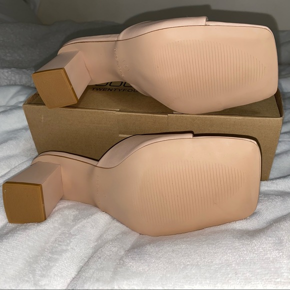 BooHoo Nude Square Toe Block Heel Mules - Picture 4 of 5